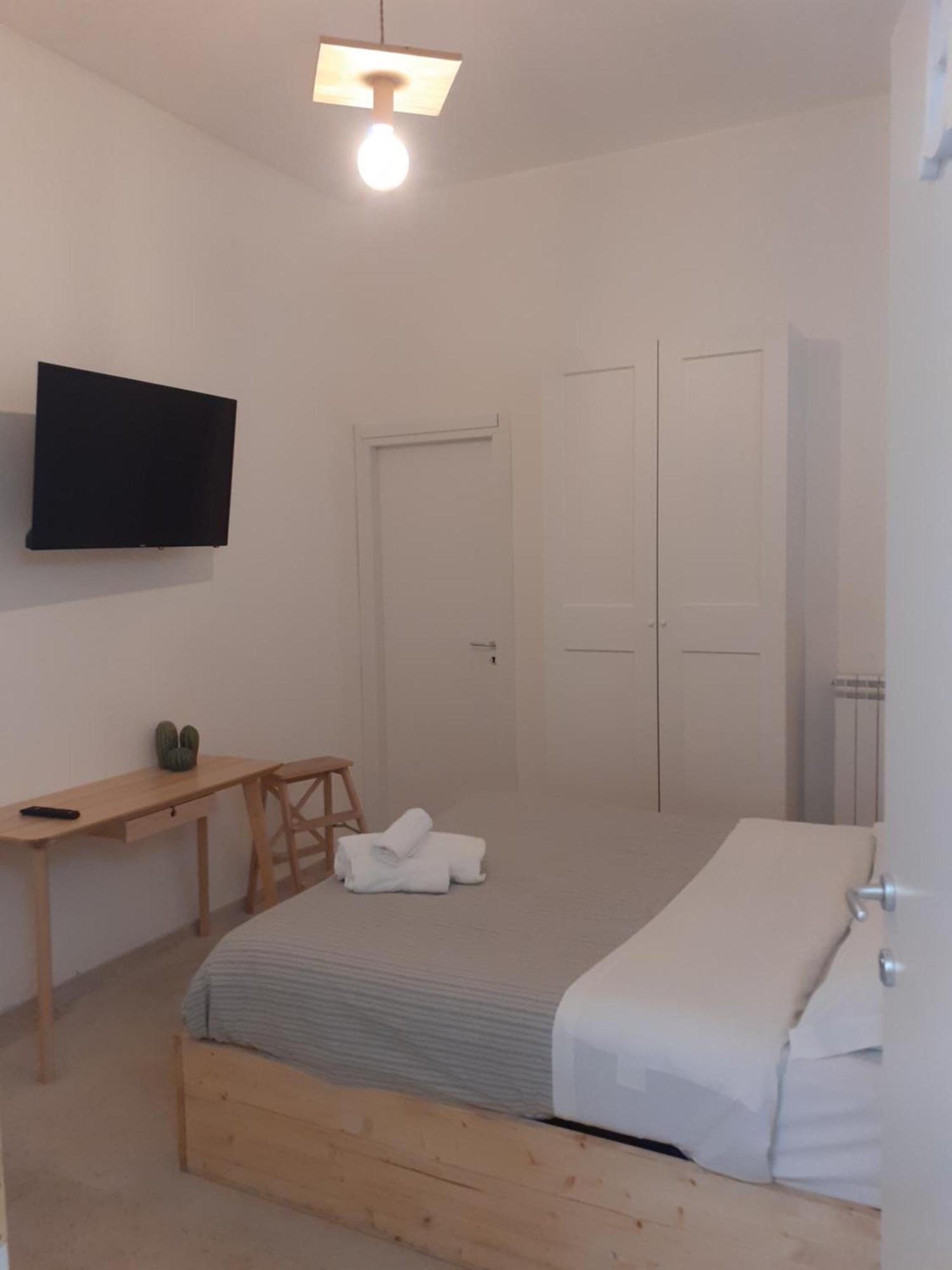 Arco Del Sacramento Casa Vacanze Benevento Habitación foto