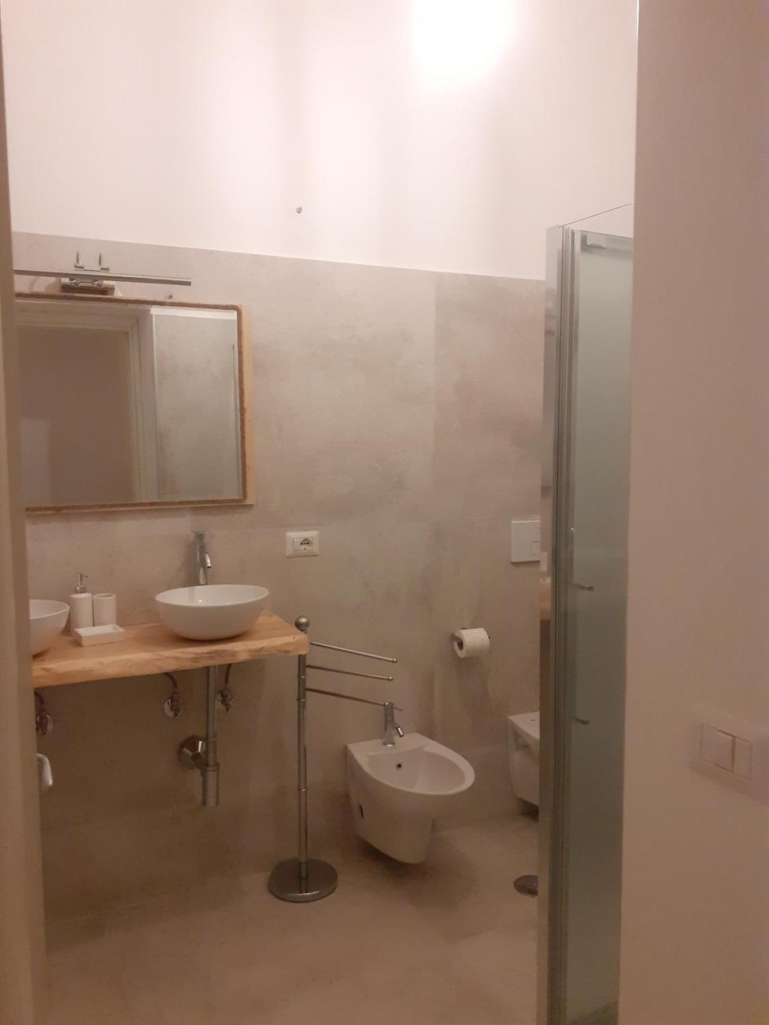 Arco Del Sacramento Casa Vacanze Benevento Habitación foto